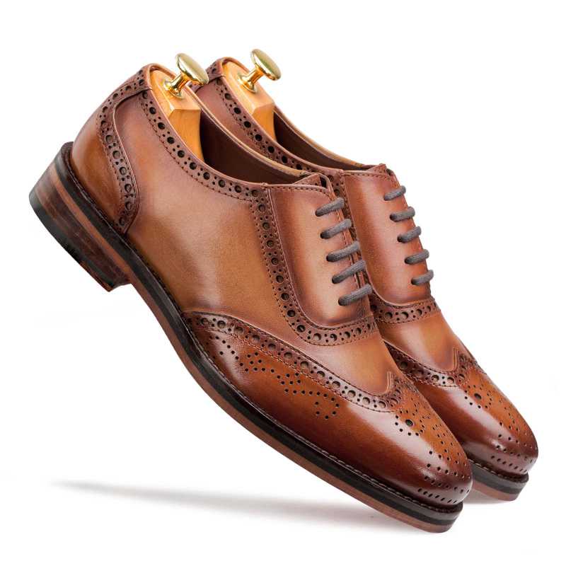 Tessio Dual-Shade Burnished Tan Wingtip Brogues