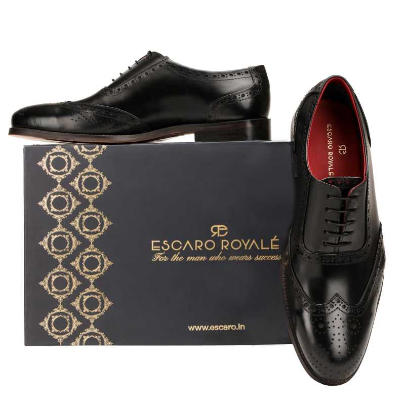 The Boss Brogues In Black