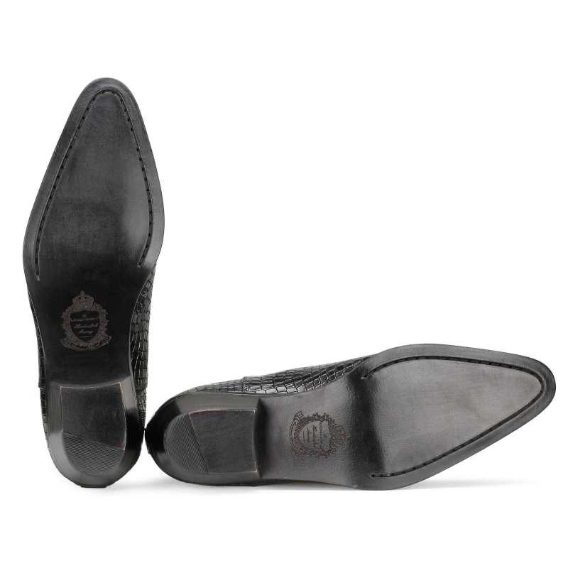 Maverick Chelsea Boots In Black With Cuba Heel