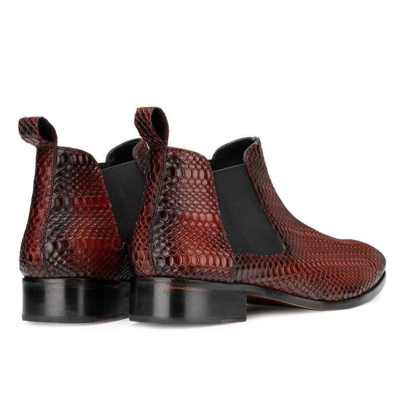 Neo Chelsea Boots In Wine Color