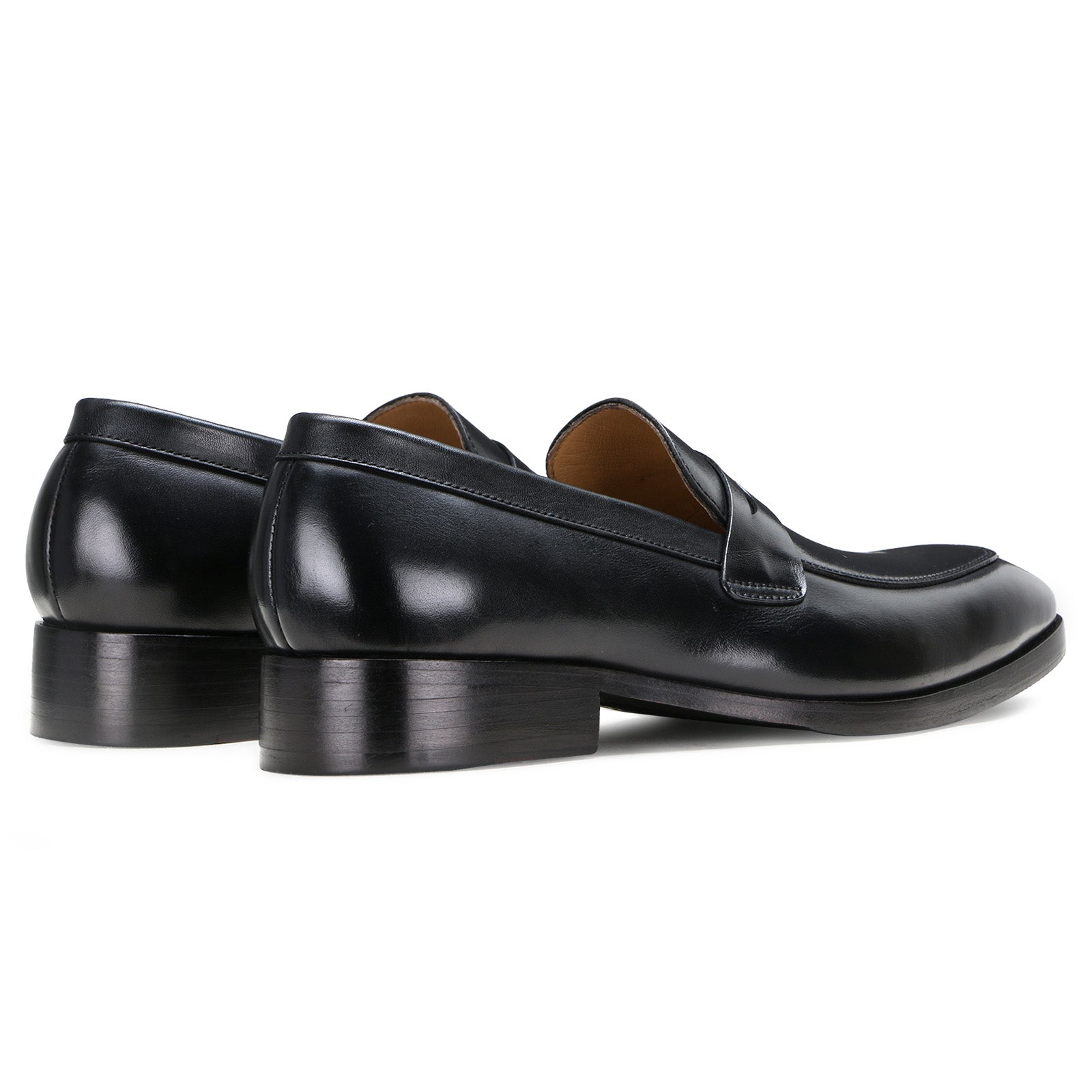 The Flint Penny Loafer In Black